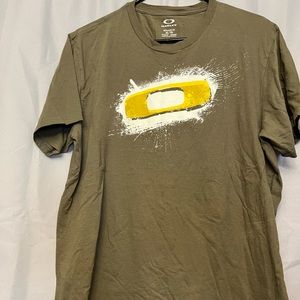 Oakley Military Green‎ Short Sleeve-XLarge T-shirt, Regular fit, Pre-Owned
